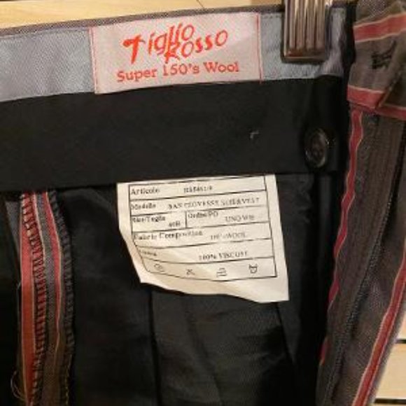 Tigilio Rosso 3 piece Gray and Red Stripe Suit - Picture 4 of 7
